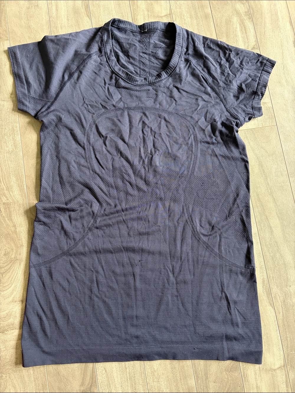 Lululemon Navy Swiftly Tech Short Sleeve Shirt